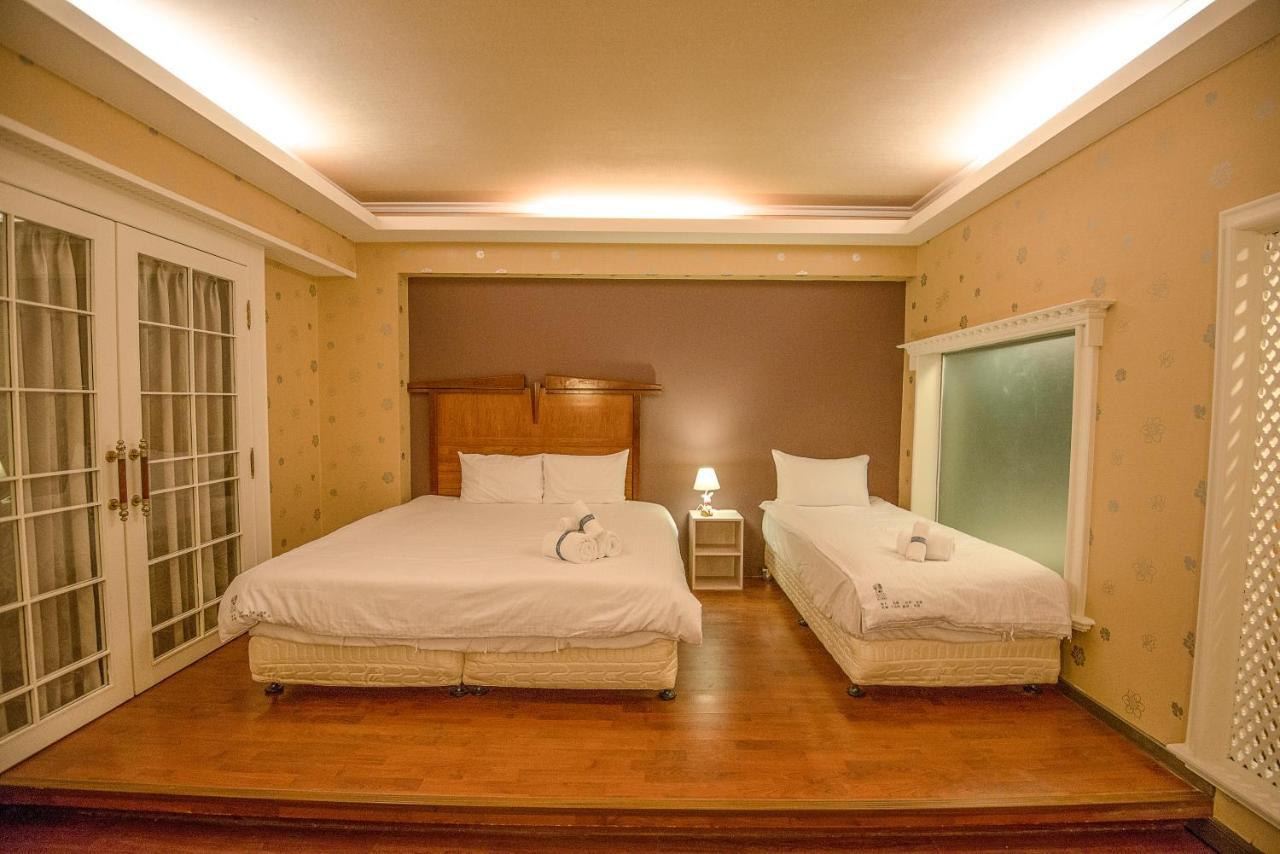 Kaohsiung Time'S Otel Dış mekan fotoğraf